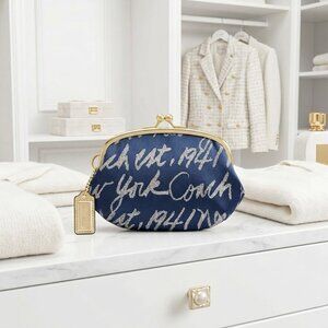 Coach Kisslock Coin Purse Model F61036